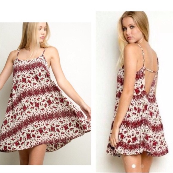 Brandy Melville Casual Floral Dress - Picture 3 of 7
